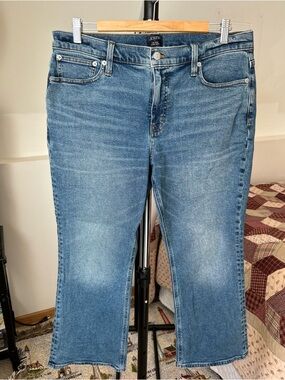 J. Crew Mid Rise Flare Crop Jeans 31